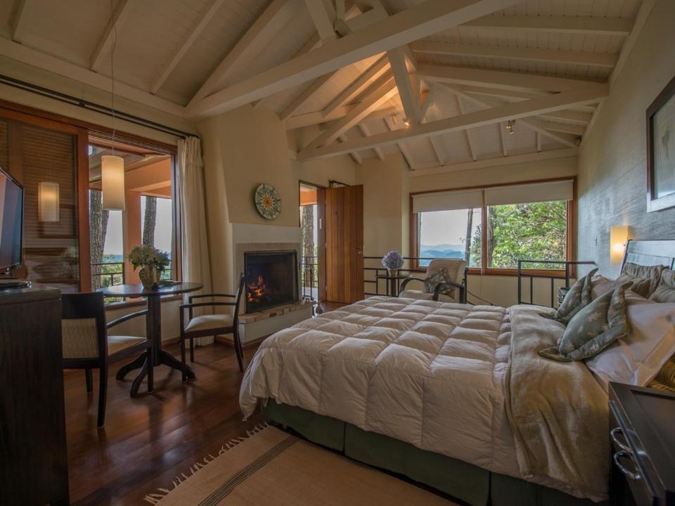 Kuriuwa Hotel Monte Verde Extérieur photo